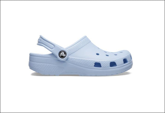 Crocs childrens sized Classic Clog 206990-4ns light blue
