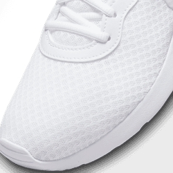 Nike Tanjun street dj6257-104 all white