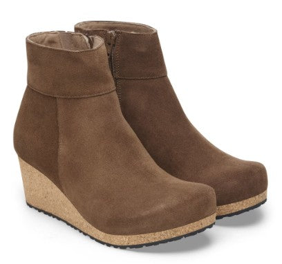 Birkenstock Ebba suede leather slip on boot n1028399 dark tea
