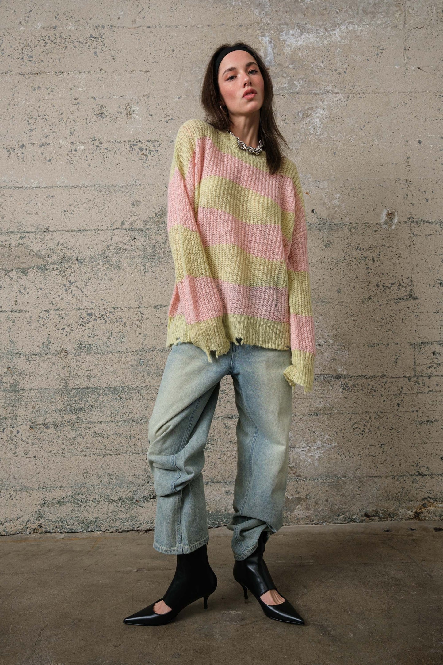 Malibu distressed pullover sweater s6222a lime/pink